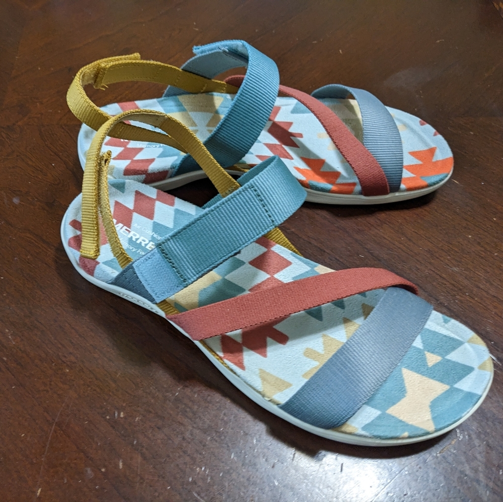 Merrell Women's Multi color sandal